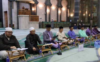 MAJLIS PEMBUKAAN DIKIR BAGI KEMENTERIAN EKONOMI, PERDAGANGAN DAN INDUSTRI DANJABATAN-JABATAN SERTA BAHAGIAN-BAHAGIAN DI BAWAHNYABERSEMPENA SAMBUTAN MAULUD NABI MUHAMMAD SALLALLAHU ’ALAIHI WASALLAMTAHUN 1448H
